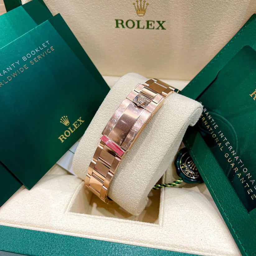 Rolex Cosmograph Daytona 40mm 116505-0017 Pink Diamond Dial