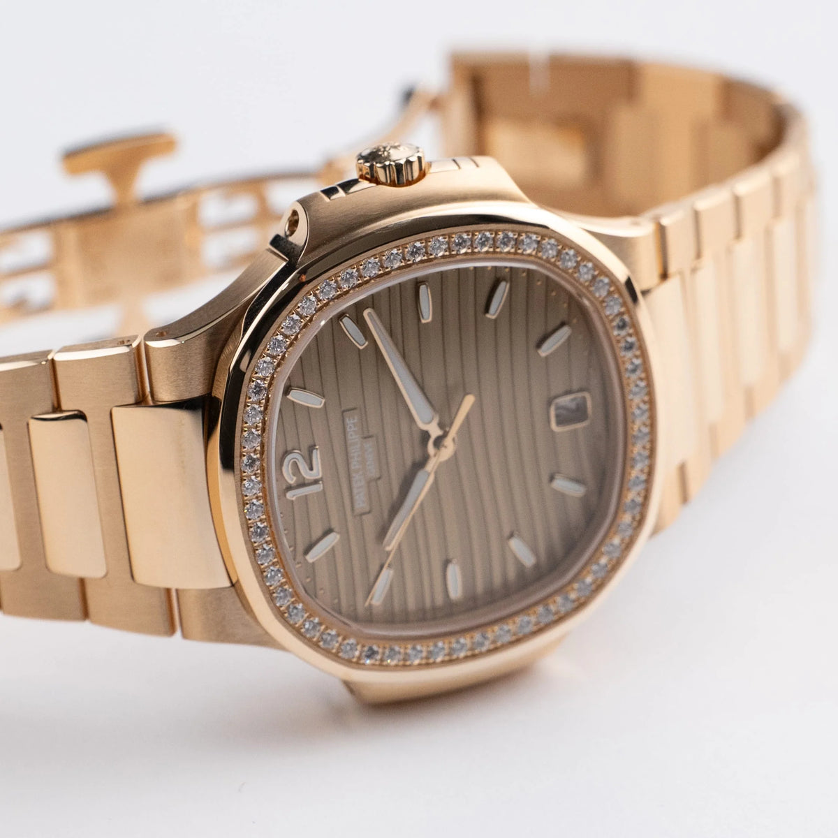Nautilus Ladies 35mm 7118/1200R-010 Rose Gold Golden Dial Diamond Bezel